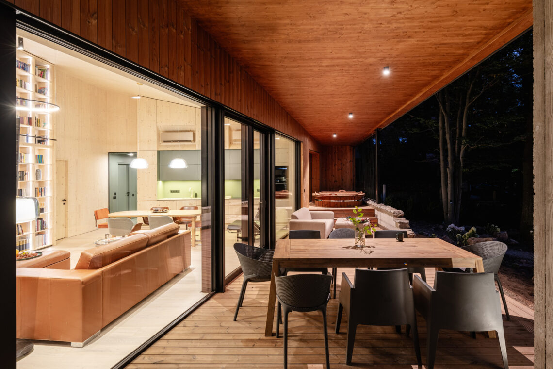 Monolith Lodge / Pyxis Nautica Architecture Office + Hello Wood Zrt. 5 Monolith lodge / pyxis nautica architecture office + hello wood zrt.
