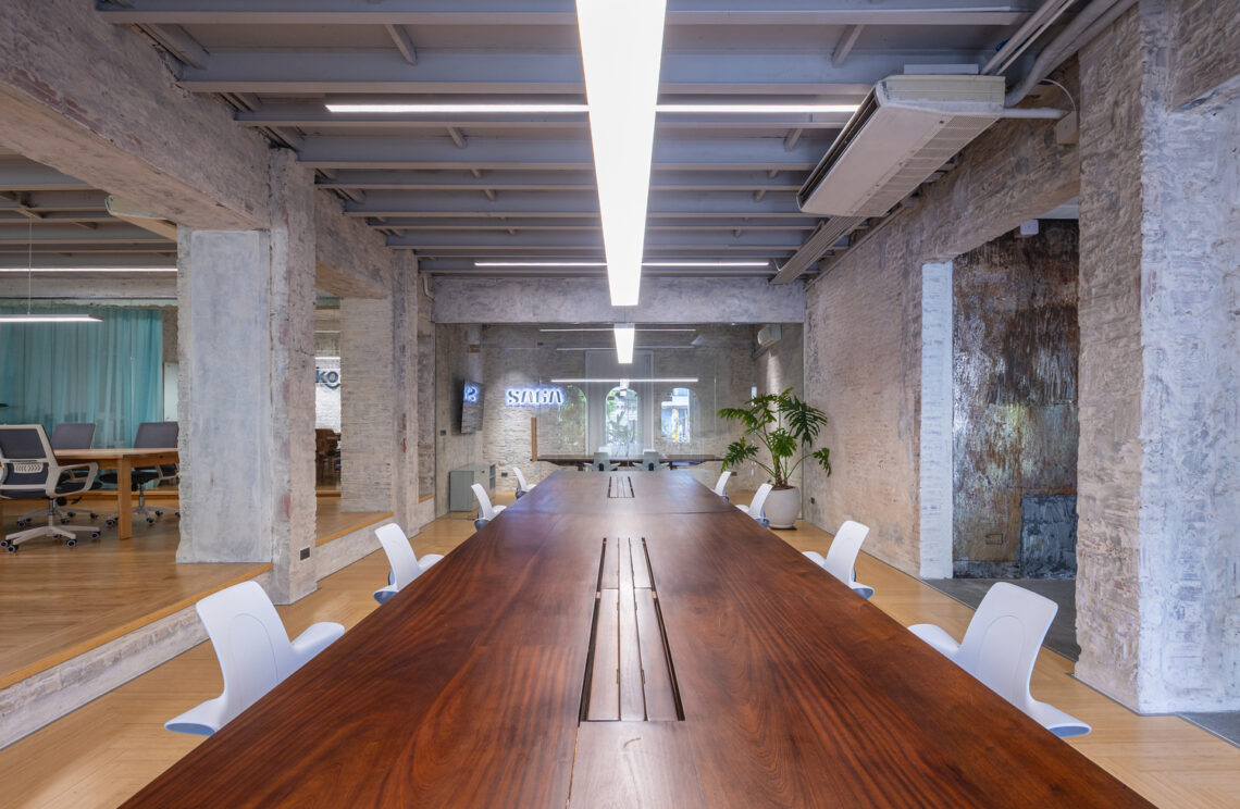Saga Vietnam Office / Saga Space Architects 12 Saga vietnam office / saga space architects