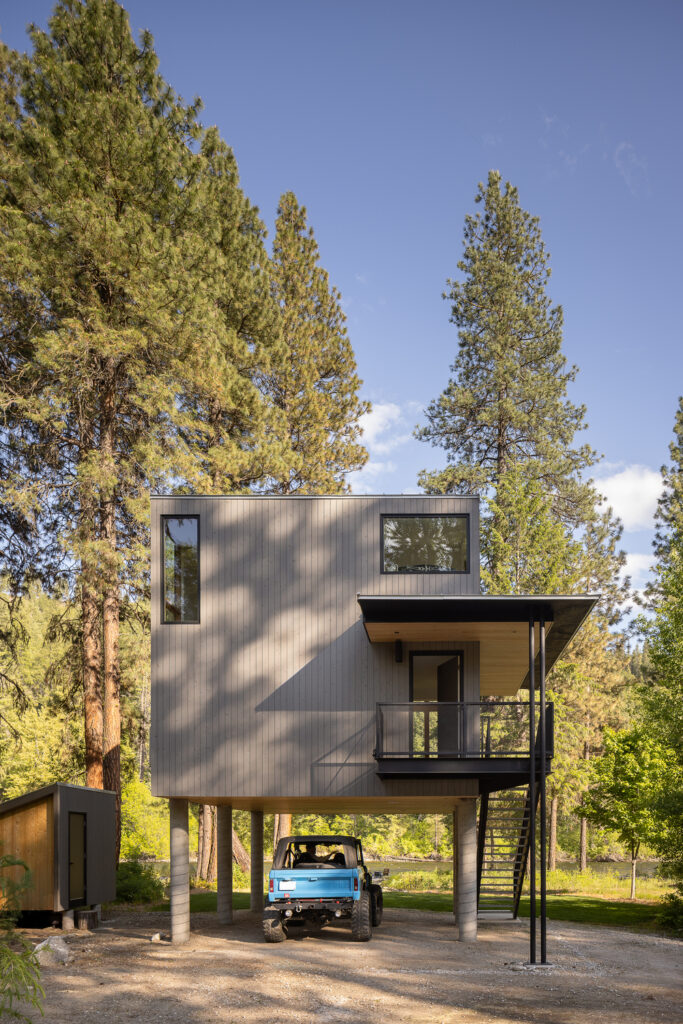 Wenatchee river cabin / wittman estes