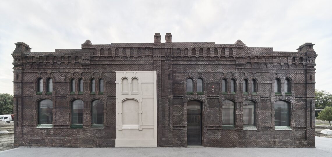 Plato Contemporary Art Gallery / Kwk Promes 1 Plato contemporary art gallery / kwk promes