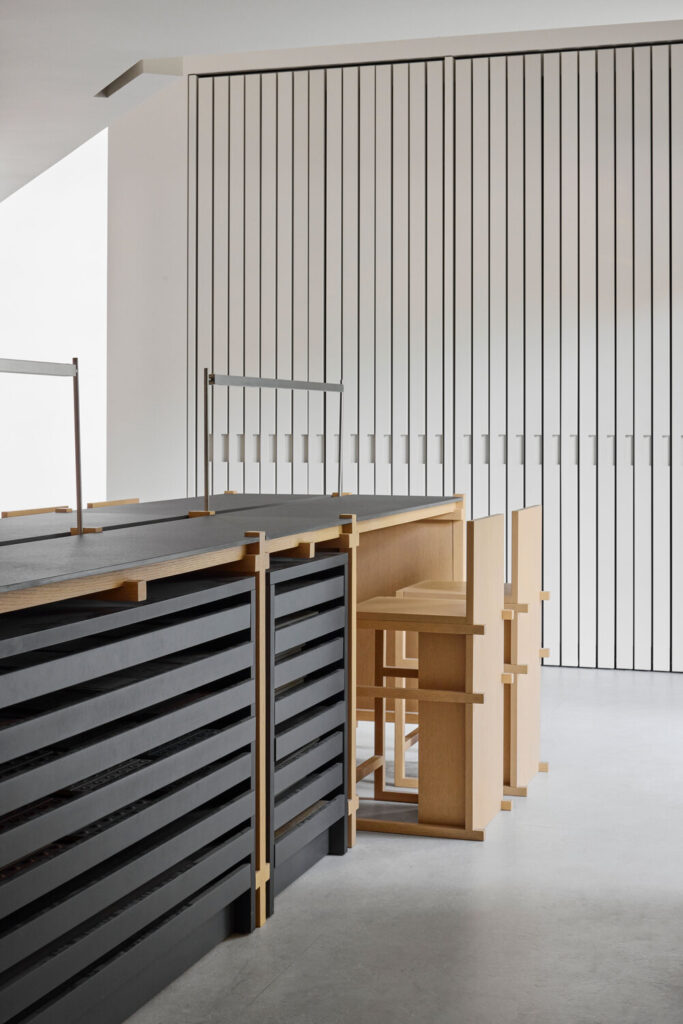 Progress Brand Showroom / Lingjie Ar.design 21 Progress brand showroom / lingjie ar. Design