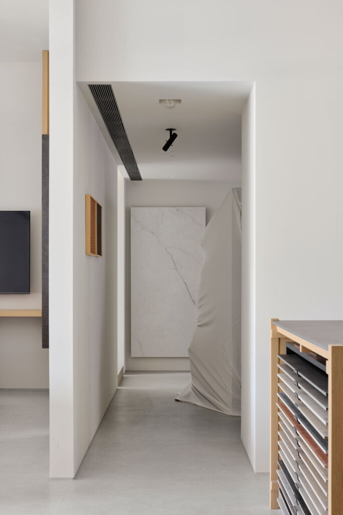 Progress Brand Showroom / Lingjie Ar.design 1 Progress brand showroom / lingjie ar. Design