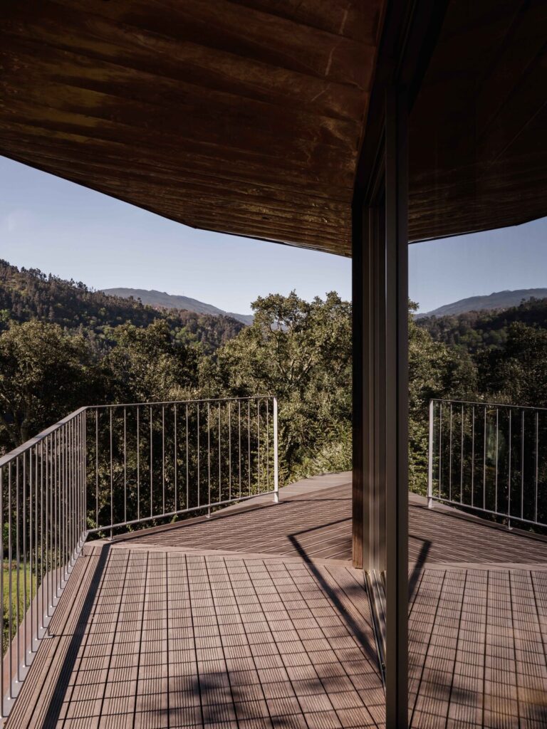Douro Wood House / Mjarc Arquitectos 6 Douro wood house / mjarc arquitectos