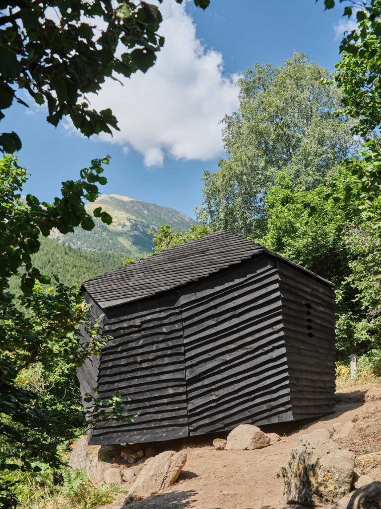 Forestone cabin / institute for advanced architecture of catalonia (iaac)