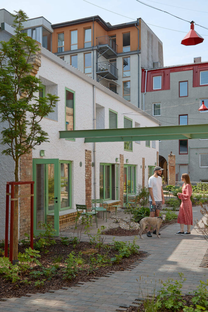 Augustine’s Garden / Sampling Architects 26 Augustine’s garden / sampling