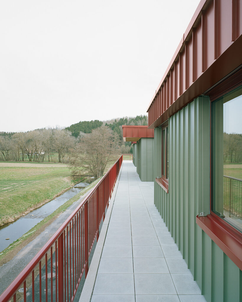 Forel apartment external circulation