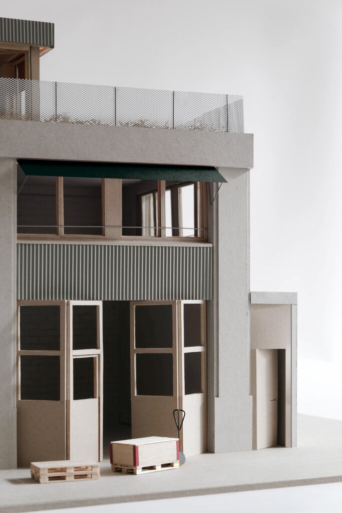 Forel model exterior view 3