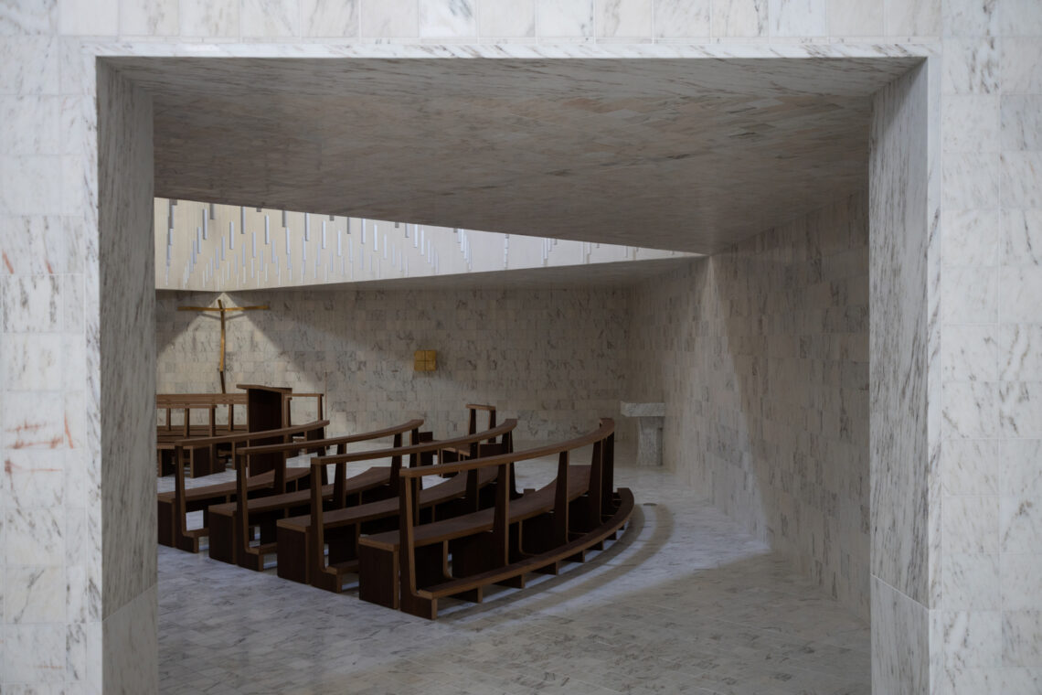 São José Da Boavista Church And Parish Center / Matos Gameiro Arquitectos + Atelier Bugio 2 São josé da boavista church and parish center / matos gameiro arquitectos+atelier bugio