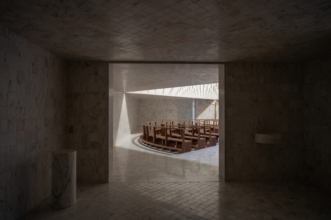 São José Da Boavista Church And Parish Center / Matos Gameiro Arquitectos + Atelier Bugio 31 São josé da boavista church and parish center / matos gameiro arquitectos+atelier bugio