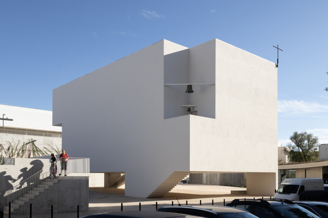 São José Da Boavista Church And Parish Center / Matos Gameiro Arquitectos + Atelier Bugio 8 São josé da boavista church and parish center / matos gameiro arquitectos+atelier bugio