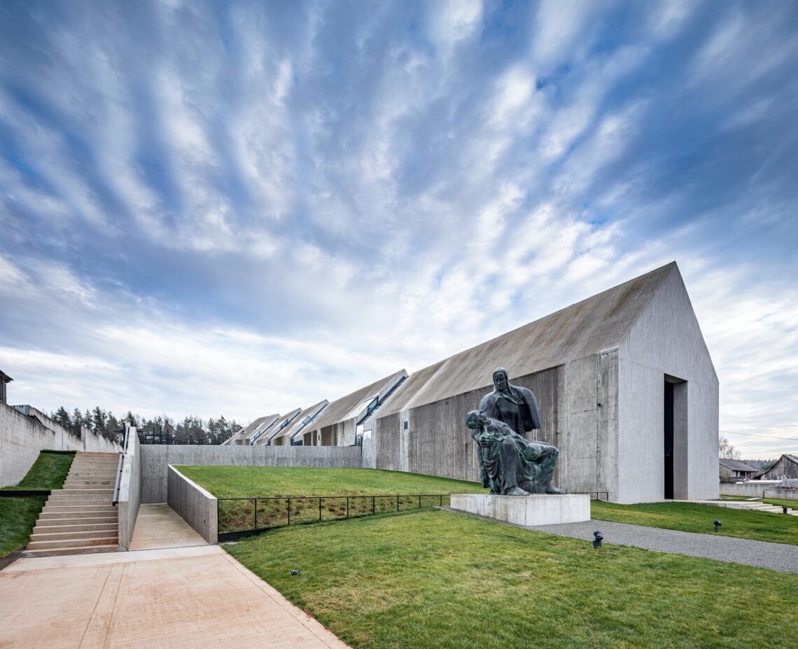 Mausoleum Of Martyrdom Of Polish Villages / Nizio Design International 2 Mausoleum of martyrdom of polish villages / nizio design international
