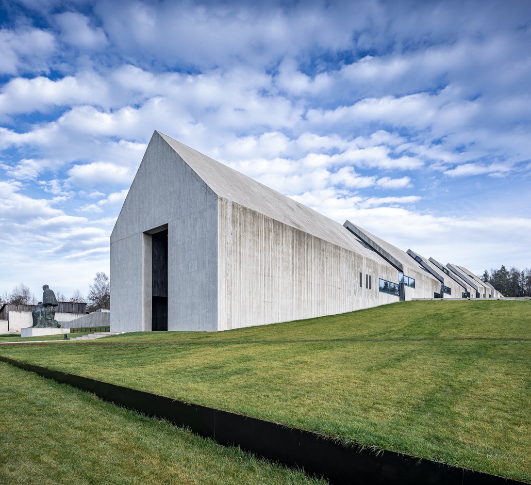 Mausoleum Of Martyrdom Of Polish Villages / Nizio Design International 1 Mausoleum of martyrdom of polish villages / nizio design international
