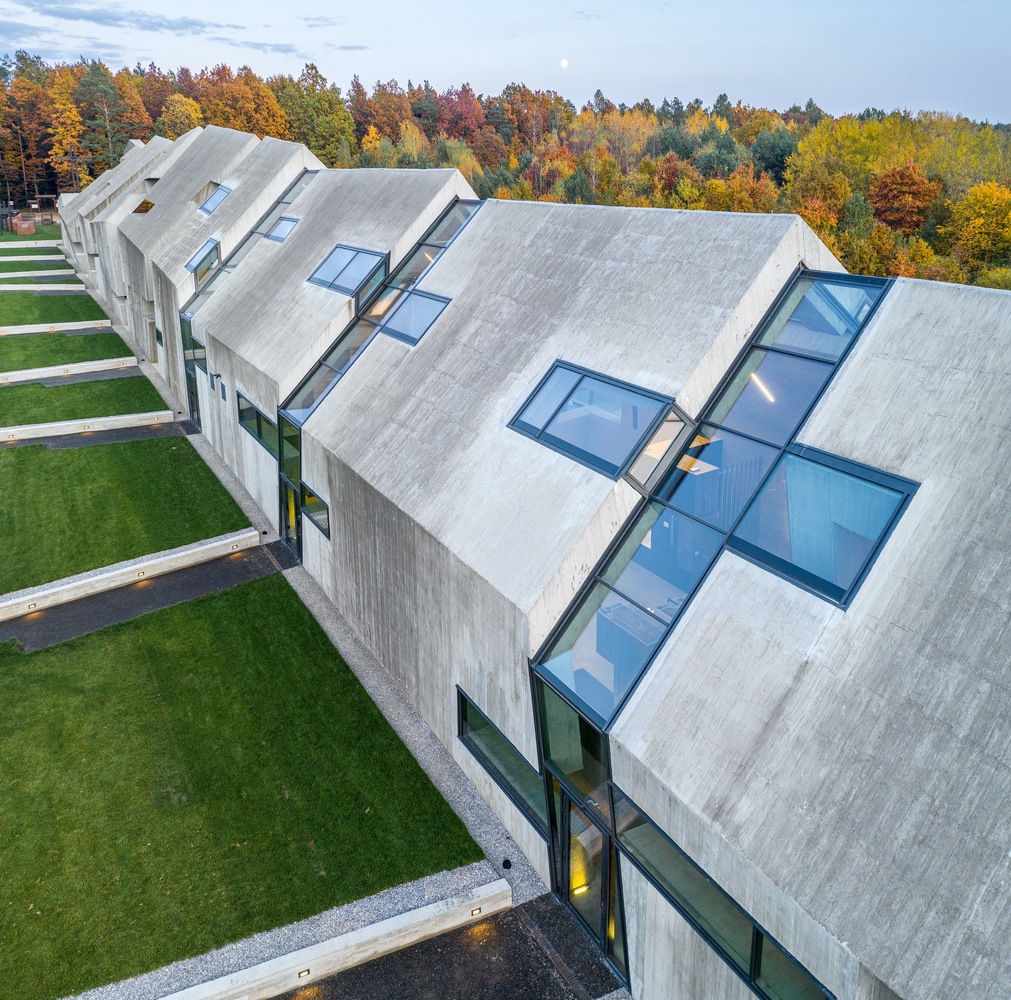 Nizio_Design_Michniów_Mausoleum_Fot_Marcin_Czechowicz_4 Mausoleum of martyrdom of polish villages / nizio design international