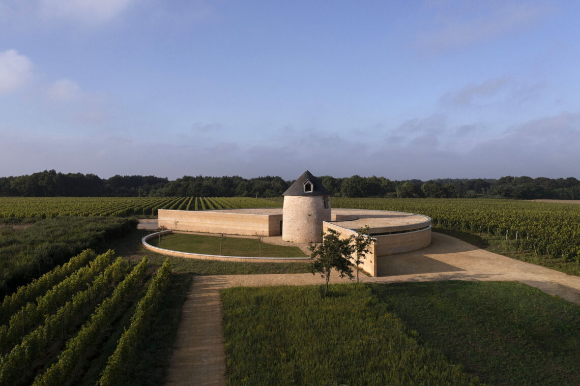 Mill Renovation And Winery Construction / Carmen Maurice Architecture 11 Mill renovation and winery construction / carmen maurice architecture