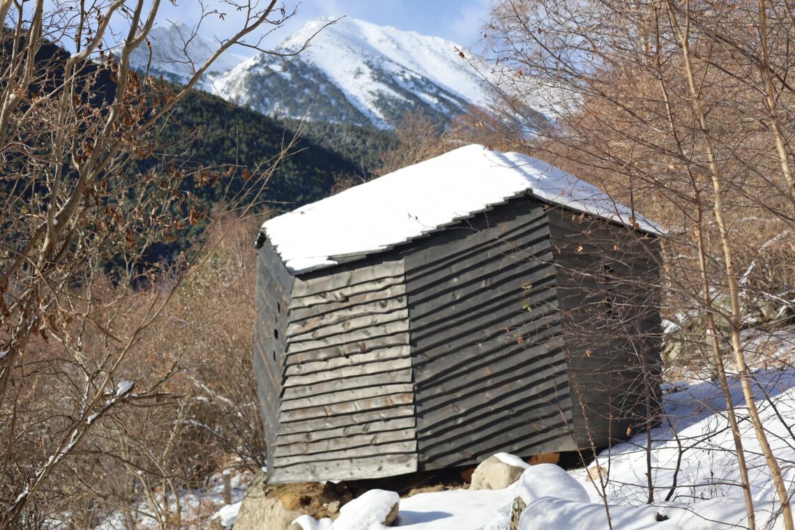 Forestone cabin / institute for advanced architecture of catalonia (iaac)