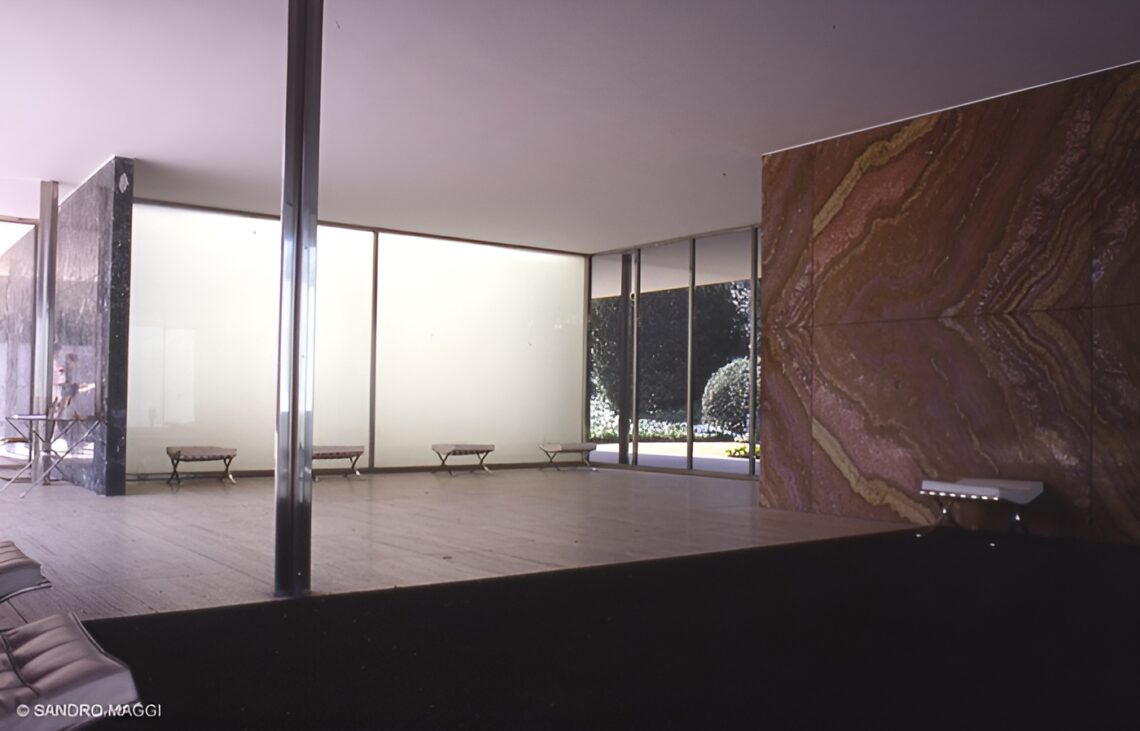 Barcelona Pavilion / Mies Van Der Rohe + Lilly Reich | Classics On Architecture Lab 35 Barcelona pavilion / mies van der rohe + lilly reich | classics on architecture lab