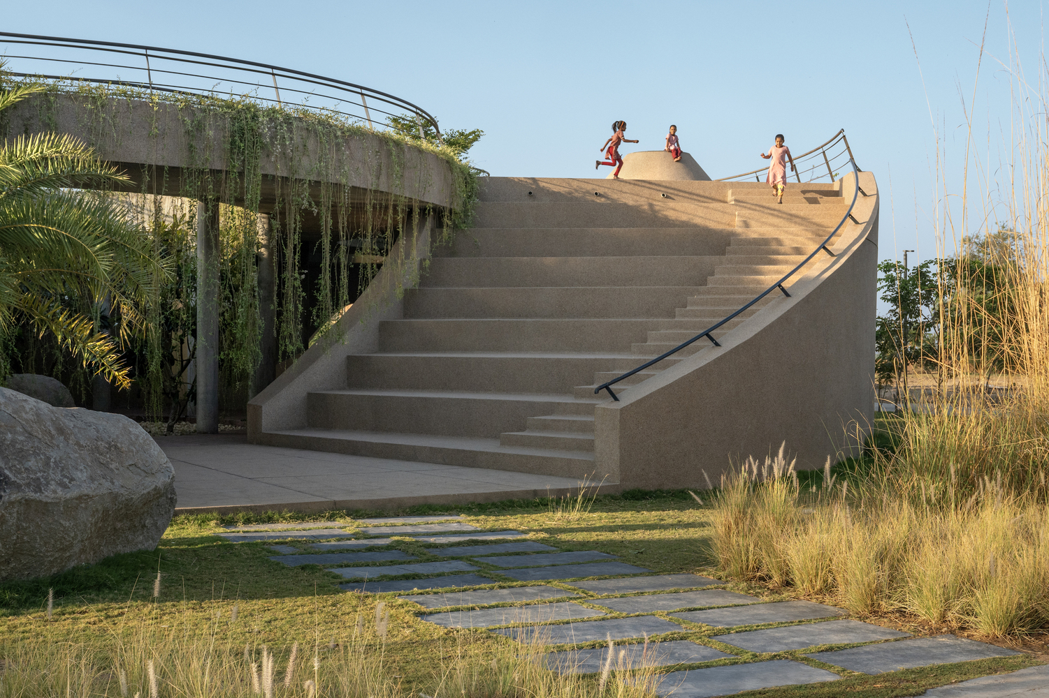 Habitat 0 community club / ra design studio
