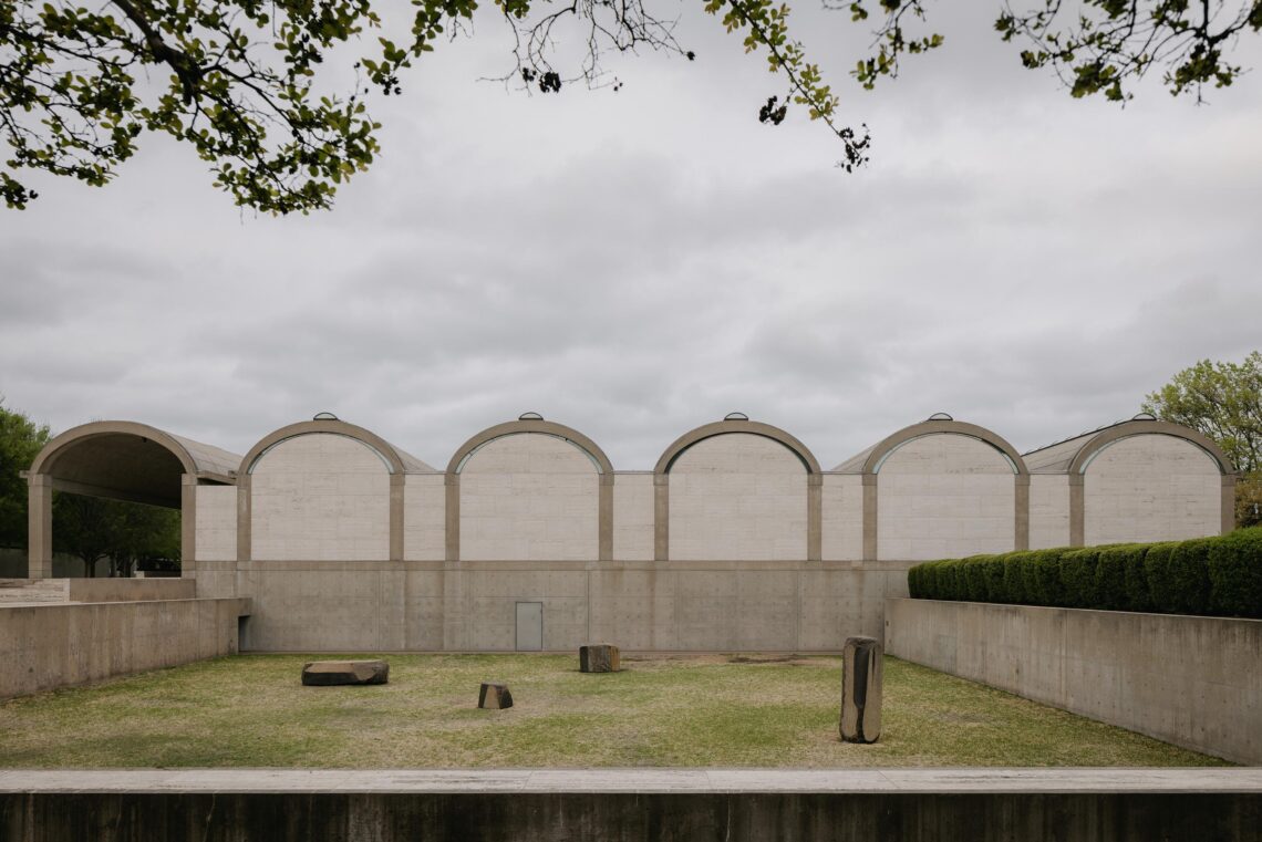 Kimbell Art Museum / Louis Kahn | Classics On Architecture Lab 34 Kimbell art museum / louis kahn | classics on architecture lab