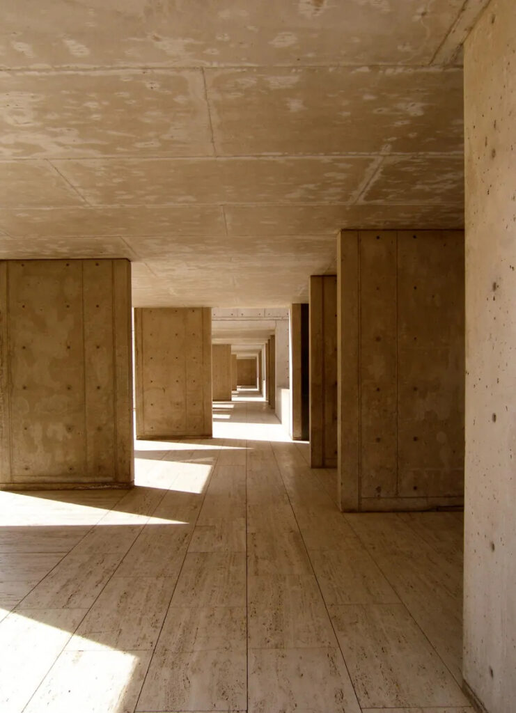 Salk Institute / Louis Kahn | Classics On Architecture Lab 39 Salk institute / louis kahn | classics on architecture lab