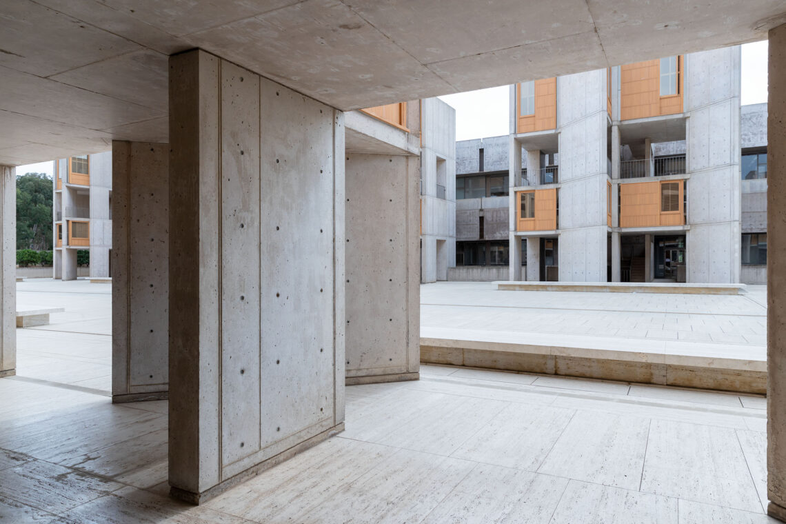 Salk Institute / Louis Kahn | Classics On Architecture Lab 53 Salk institute / louis kahn | classics on architecture lab