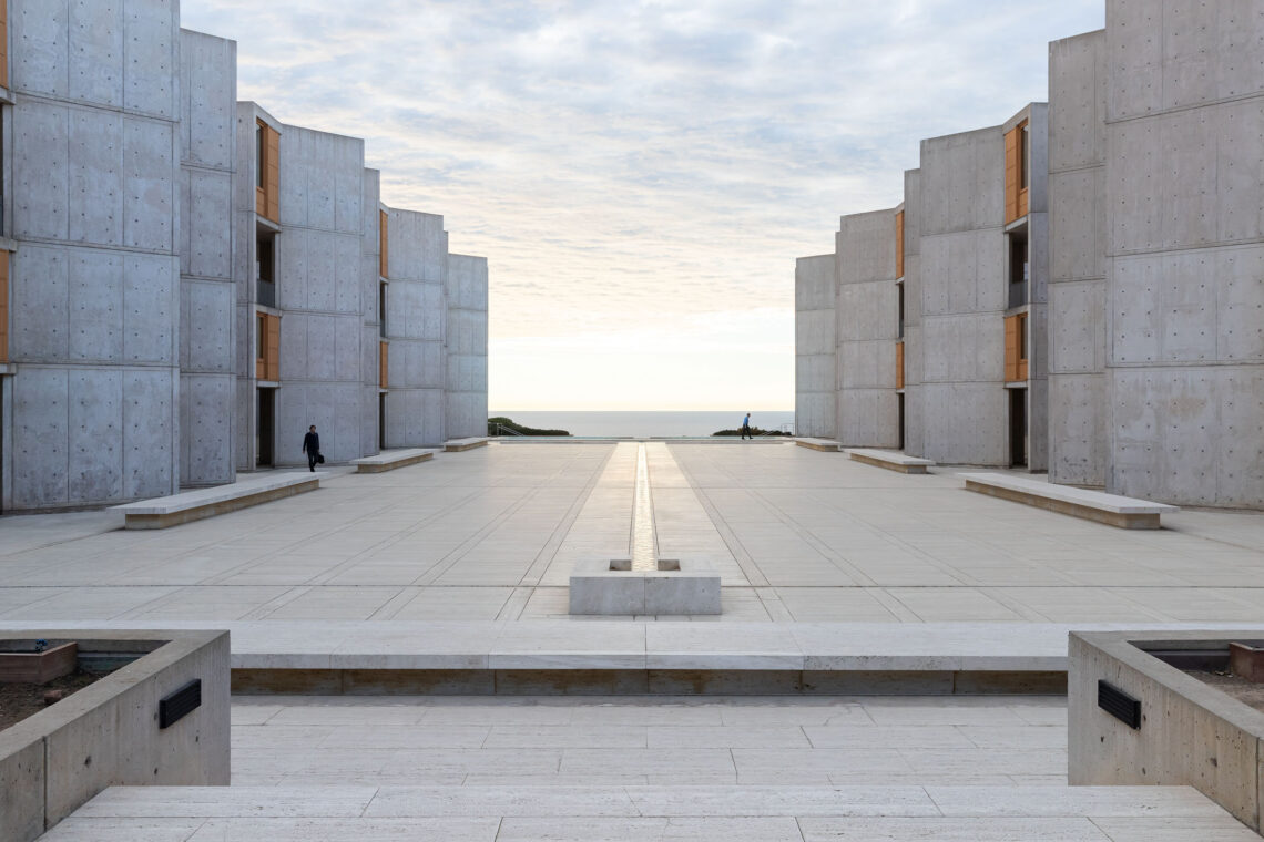Salk Institute / Louis Kahn | Classics On Architecture Lab 74 Salk institute / louis kahn | classics on architecture lab