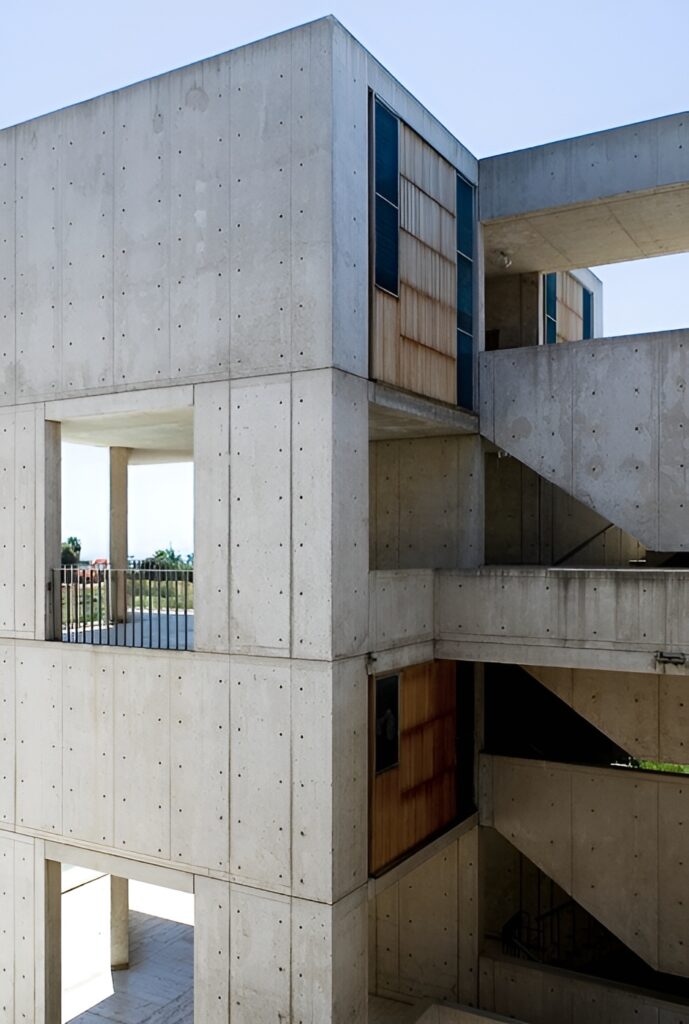 Salk Institute / Louis Kahn | Classics On Architecture Lab 11 Salk institute / louis kahn | classics on architecture lab