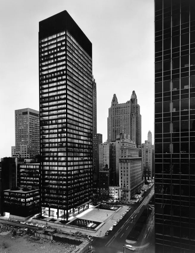 Seagram building / mies van der rohe | classics on architecture lab