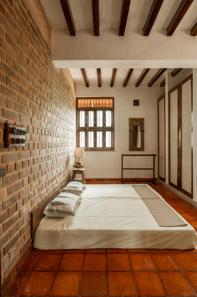Adorn / Bhutha Earthen Architecture Studio 3 Adorn / bhutha earthen architecture studio