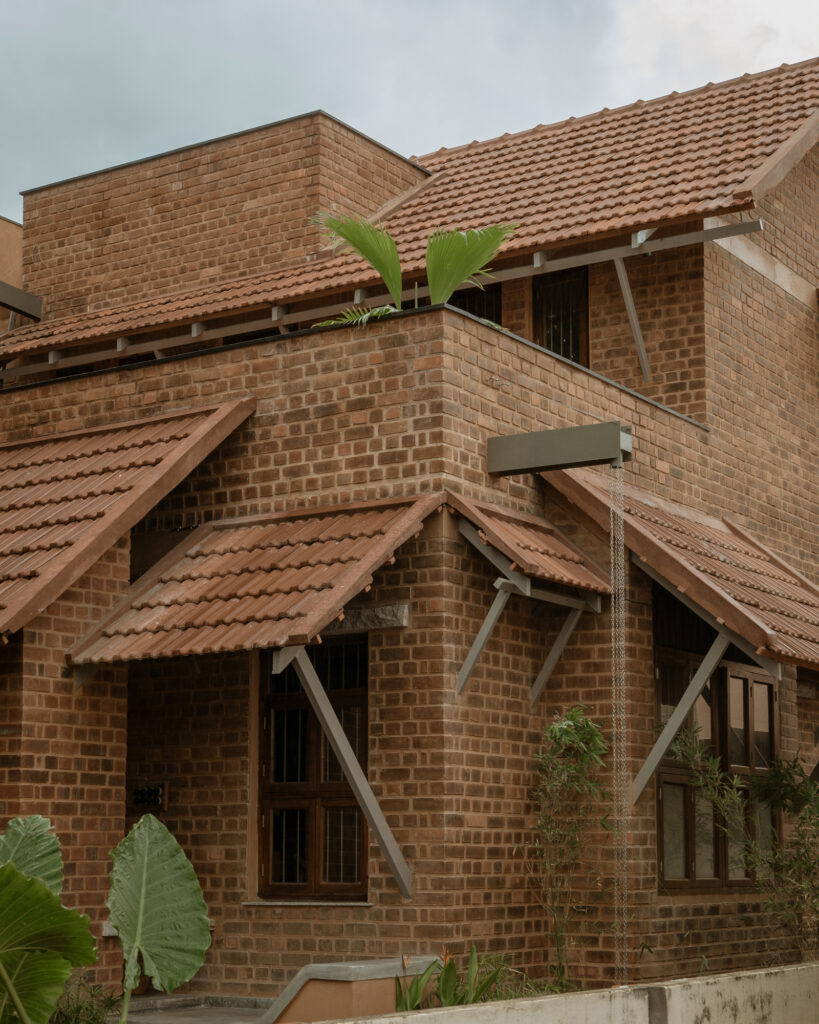 Adorn / Bhutha Earthen Architecture Studio 1 Adorn / bhutha earthen architecture studio