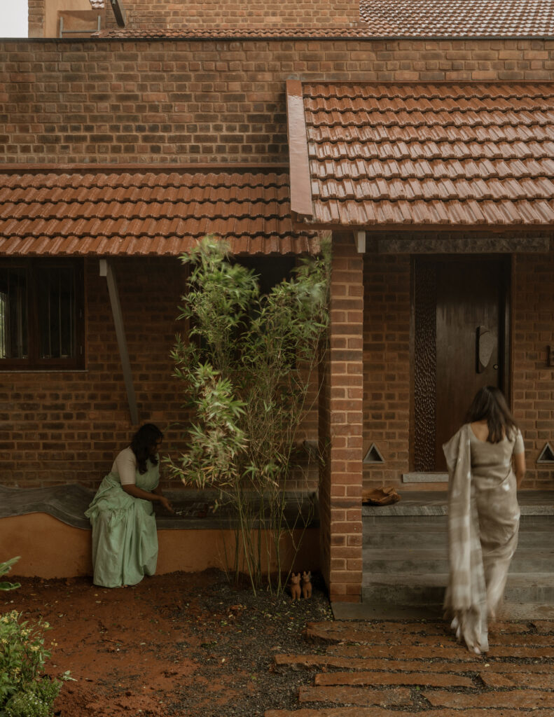 Adorn / Bhutha Earthen Architecture Studio 2 Adorn / bhutha earthen architecture studio