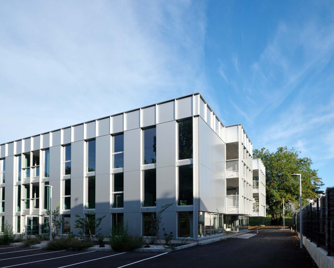 Hanami Offices / Taa Toulouse 35 Hanami offices / taa toulouse