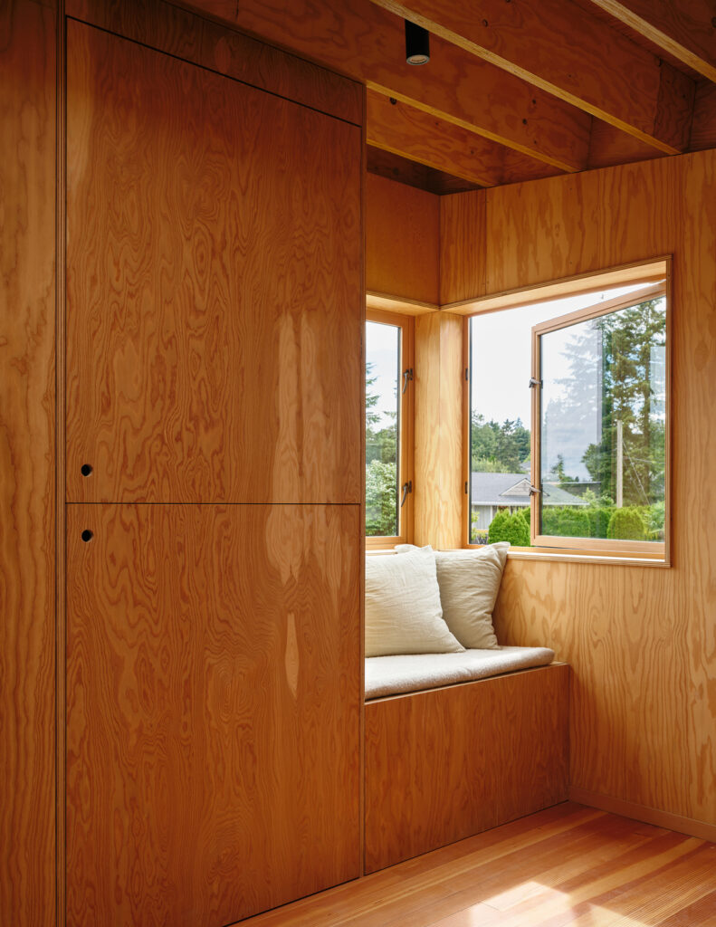 Ceramics Studio / Go'C 28 Ceramics studio / go'c