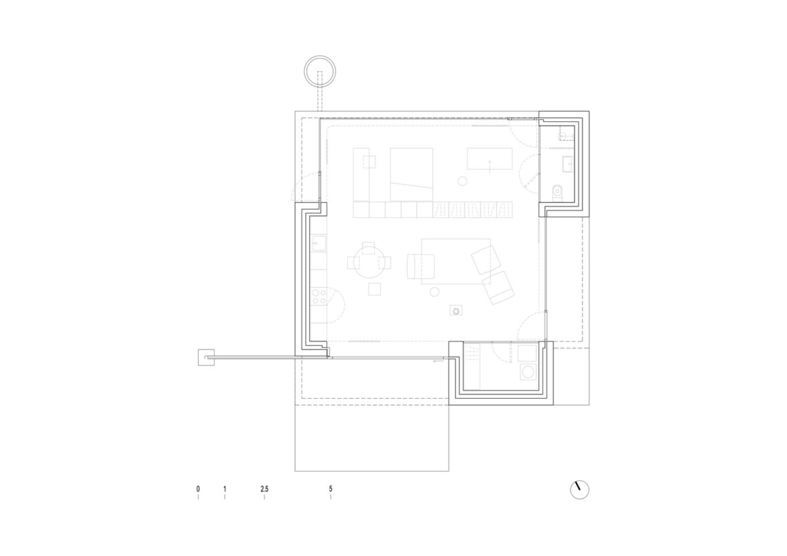 House on the edge of the plain / skupaj arhitekti