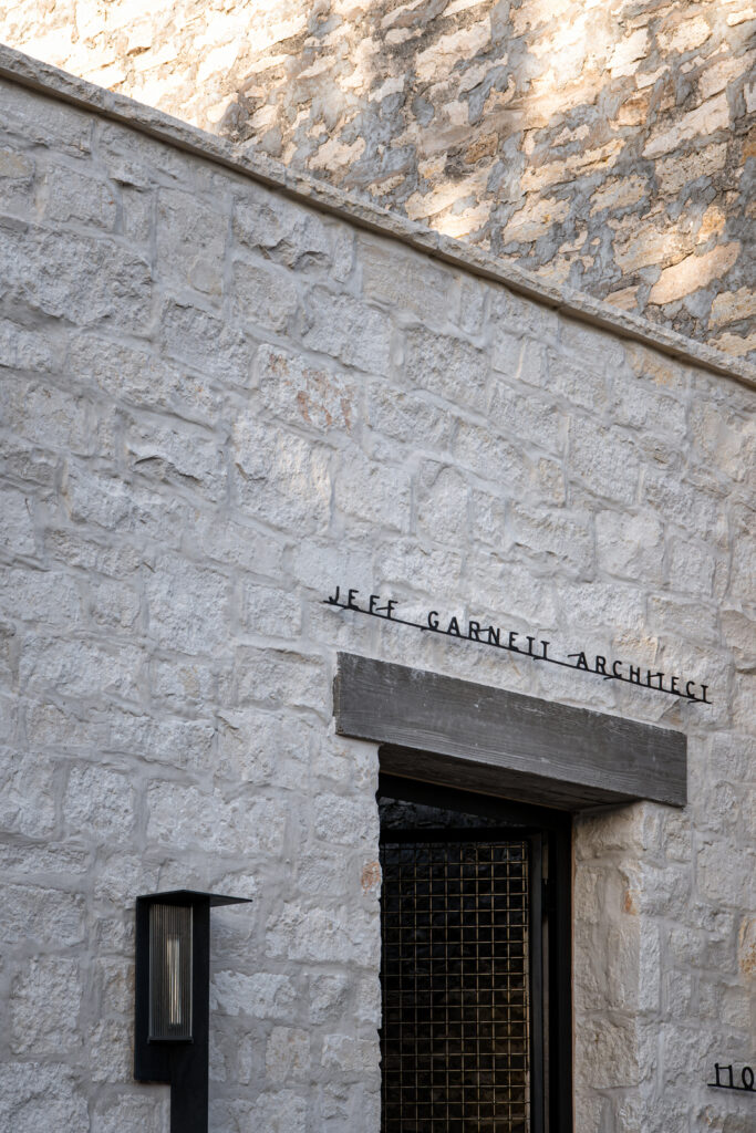 110 walnut street / jeff garnett architect
