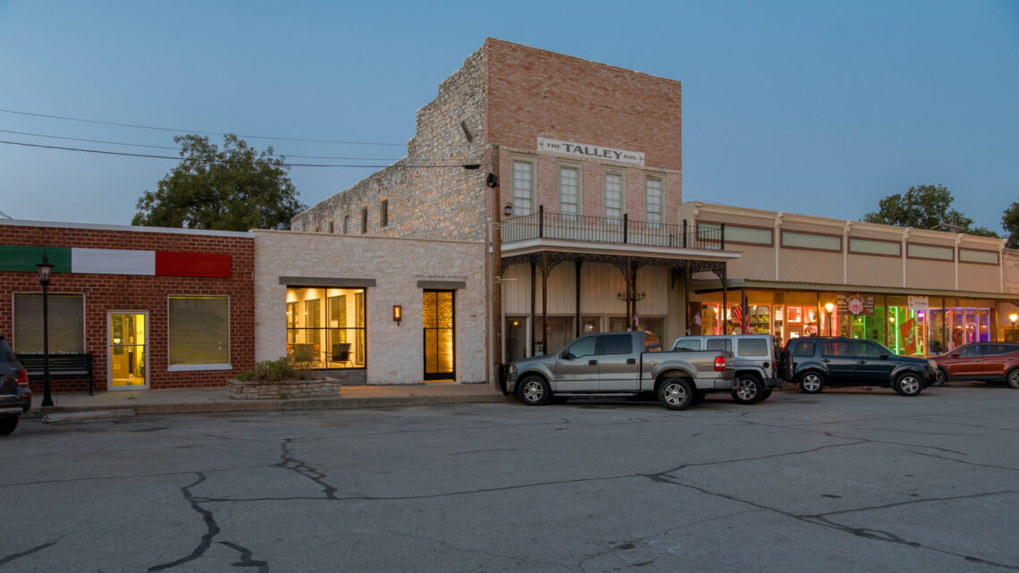 110 walnut street / jeff garnett architect