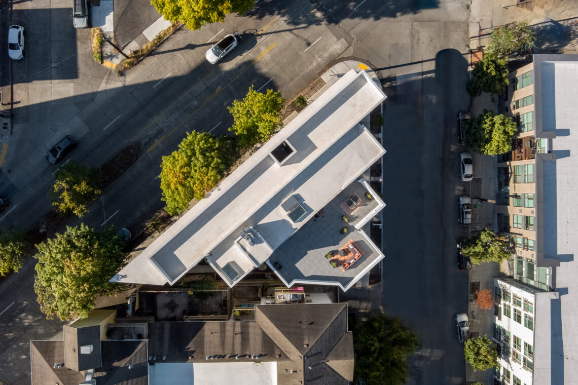 Bridge Way / Ko Architecture 4 Bridge way / ko architecture