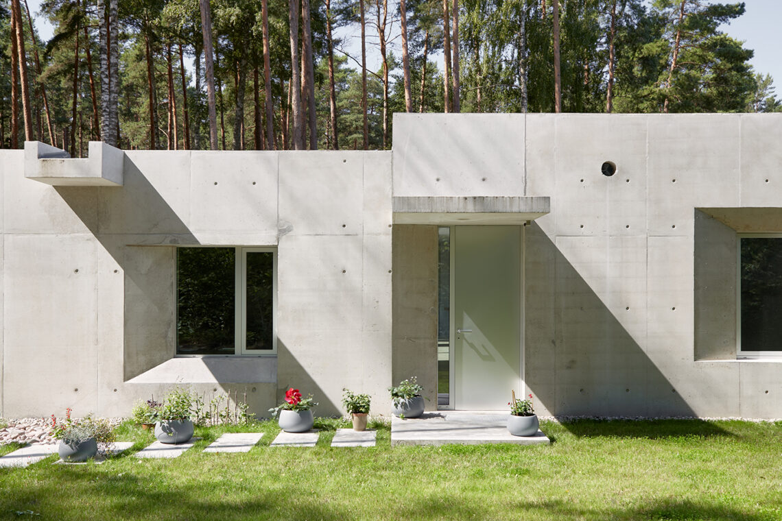 House 61 / sampling architects