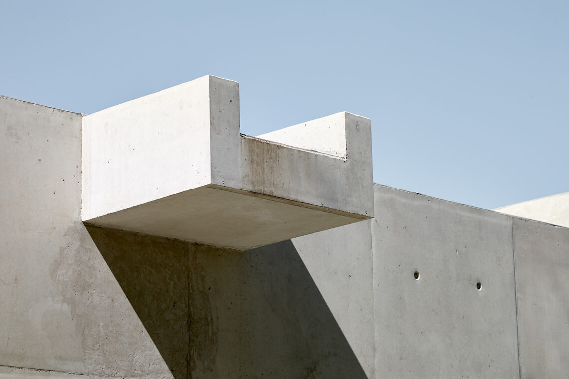 House 61 / sampling architects