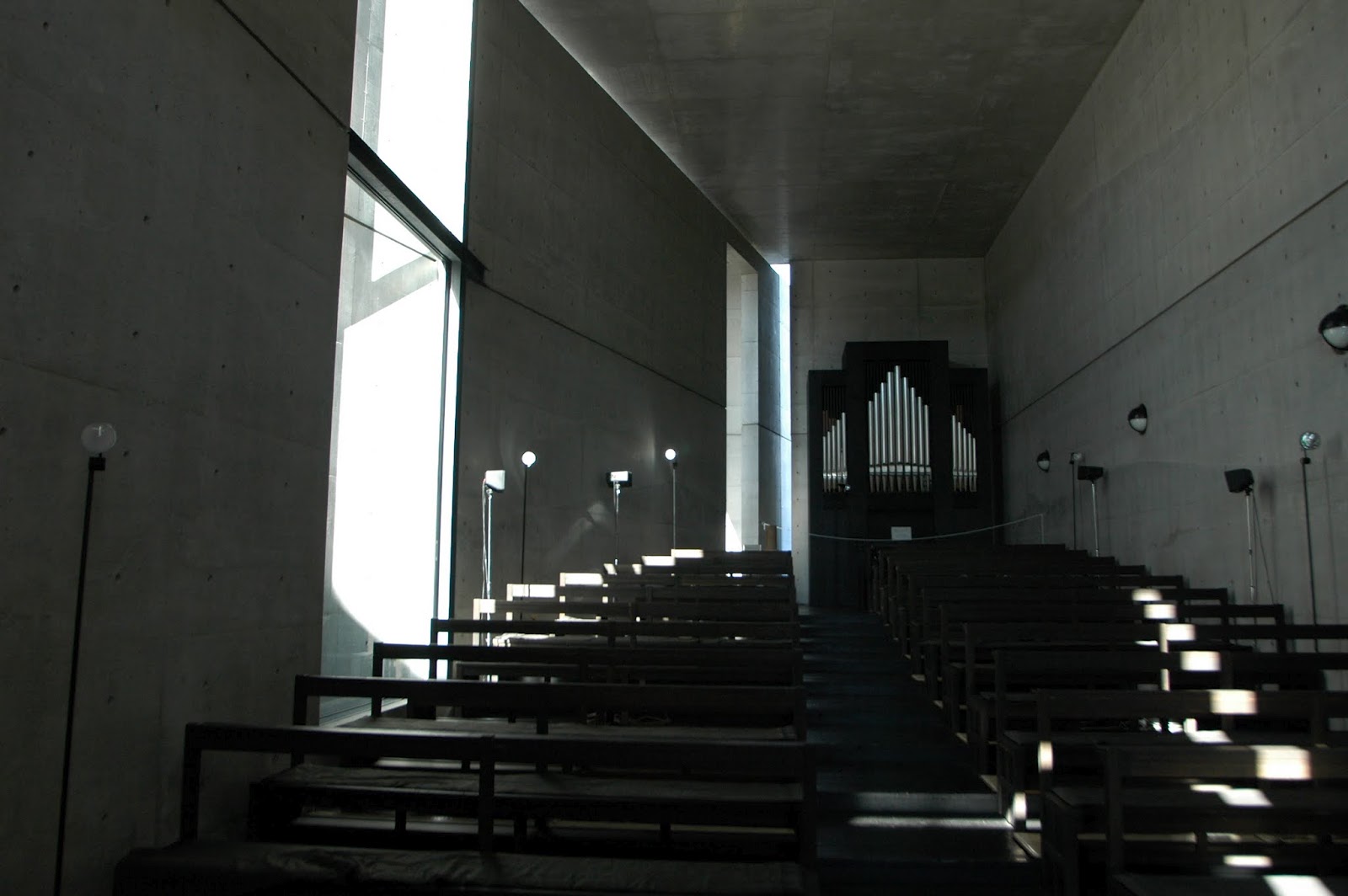 Church Of The Light / Tadao Ando Architect & Associates | Classics On ...