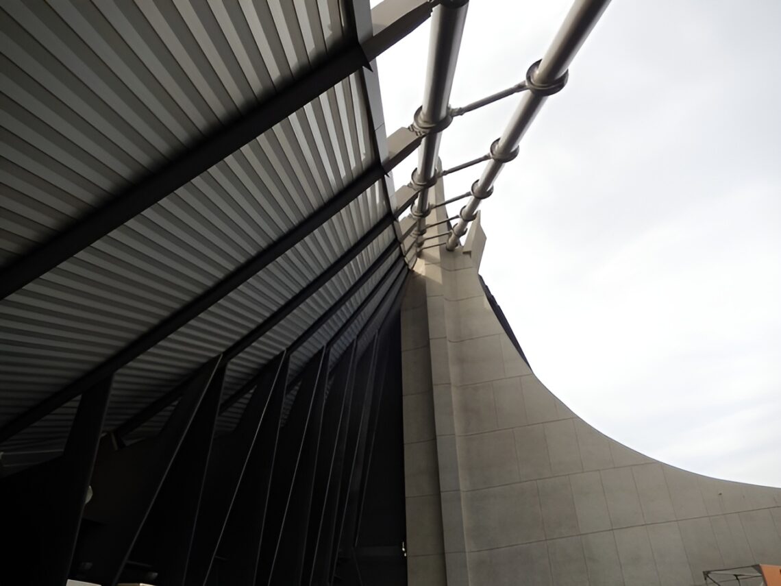 Yoyogi National Gymnasium / Kenzo Tange | Classics On Architecture Lab 45 Yoyogi national gymnasium / kenzo tange | classics on architecture lab