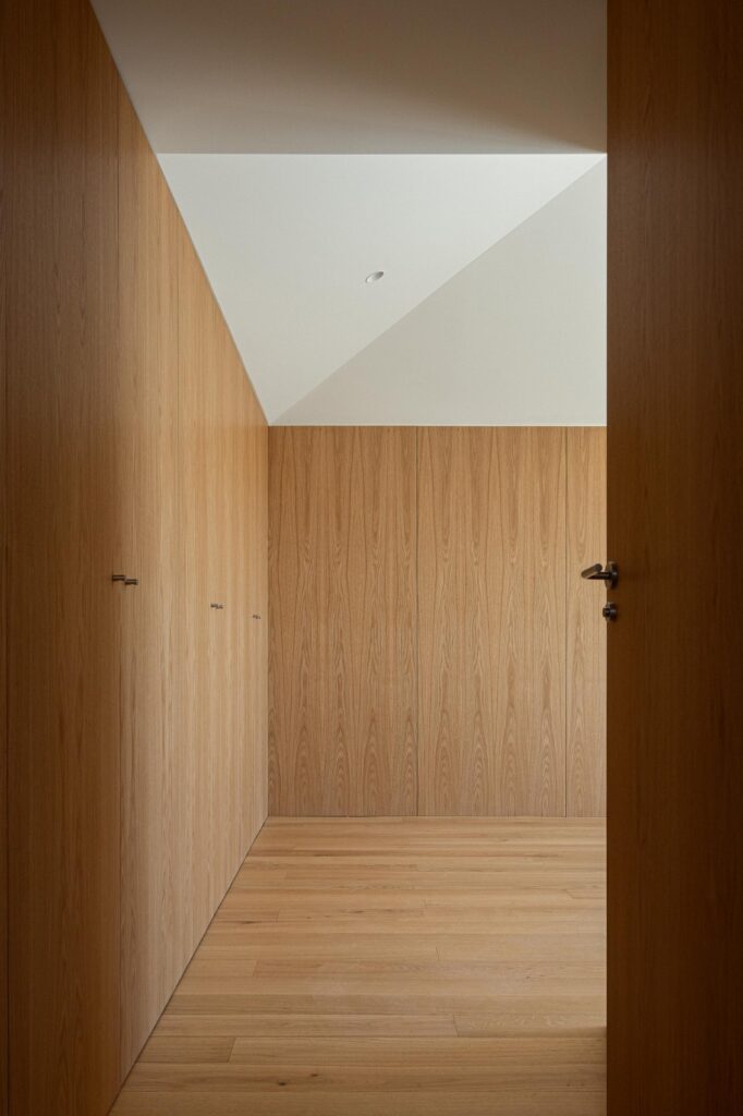 Hintze Ribeiro Multifamily Housing / Helder Da Rocha Arquitectos 26 Hintze ribeiro multifamily housing / helder da rocha arquitectos