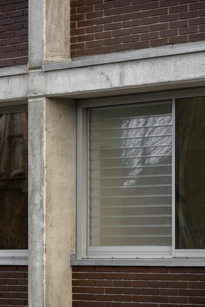Hintze Ribeiro Multifamily Housing / Helder Da Rocha Arquitectos 11 Hintze ribeiro multifamily housing / helder da rocha arquitectos