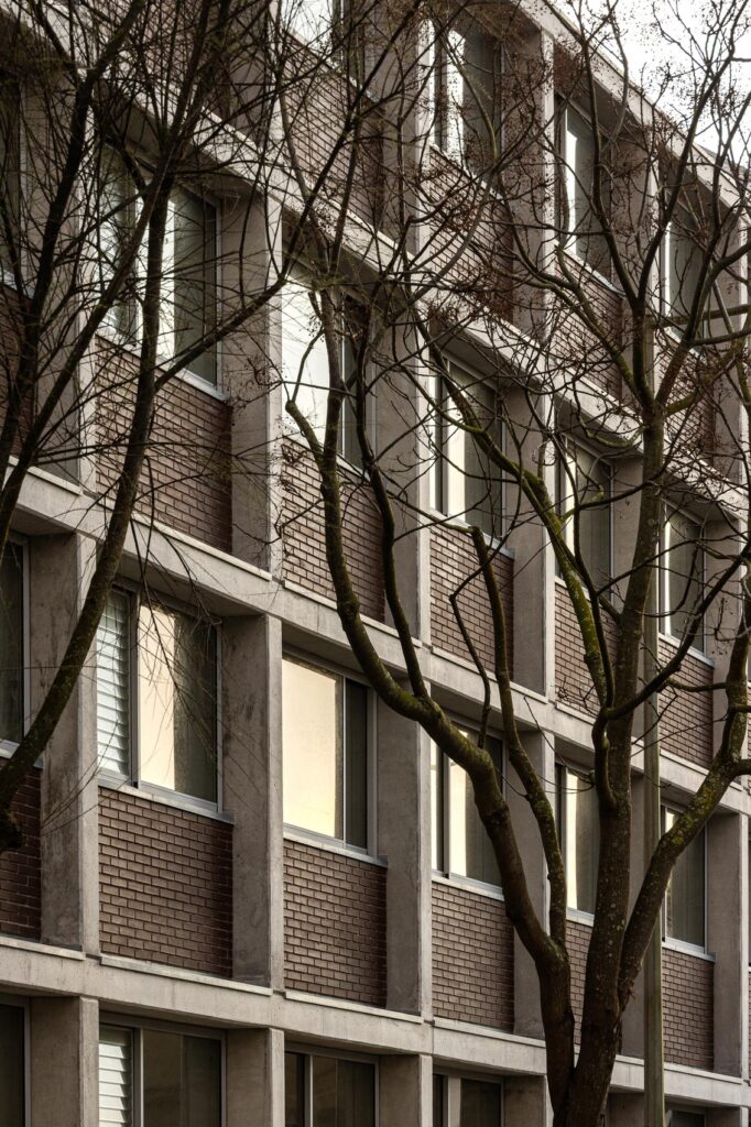 Hintze Ribeiro Multifamily Housing / Helder Da Rocha Arquitectos 7 Hintze ribeiro multifamily housing / helder da rocha arquitectos