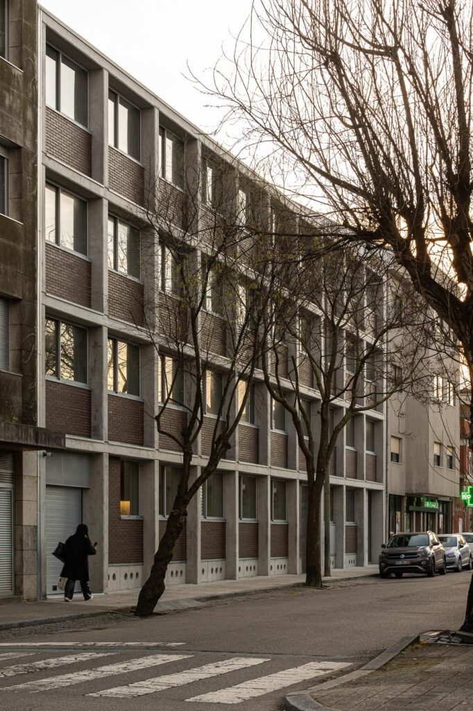 Hintze Ribeiro Multifamily Housing / Helder Da Rocha Arquitectos 6 Hintze ribeiro multifamily housing / helder da rocha arquitectos