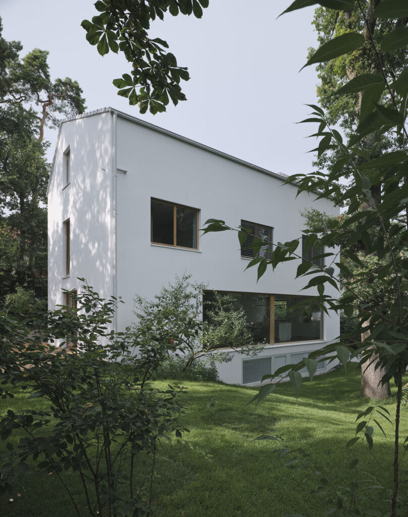 White House / Henning Grahn Architektur + Marc Flick – Architekt Bda + Christian Stock 10 Black & white house / henning grahn architektur + marc flick – architekt bda + christian stock