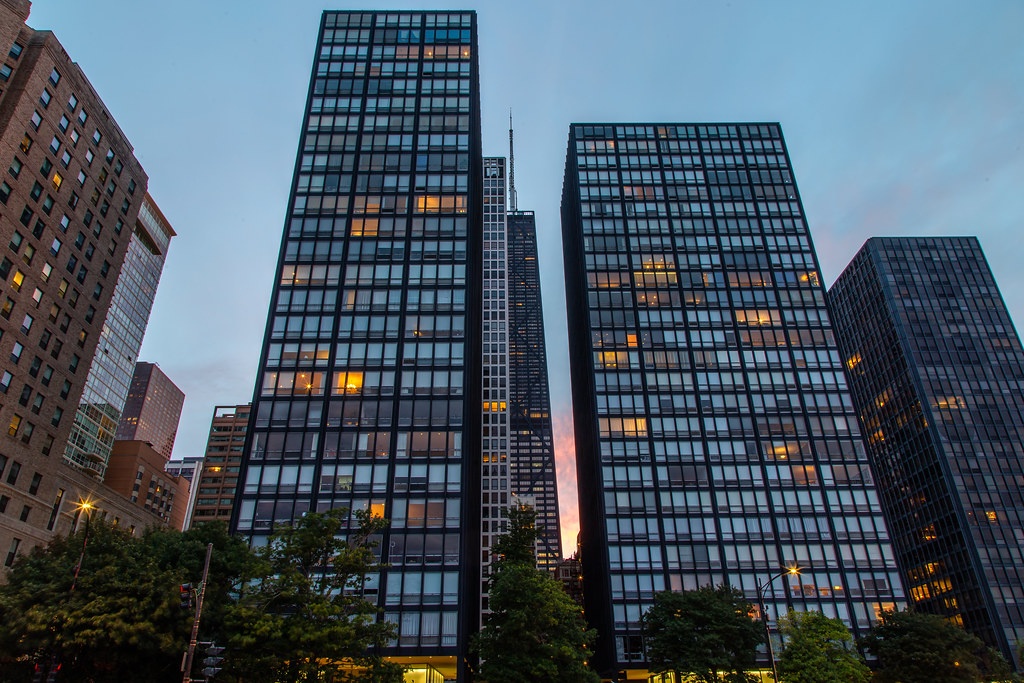860-880-Lake-Shore-Drive-Mies-Van-Der-Rohe-Classics-On-Architecture-Lab-36 860-880 lake shore drive / mies van der rohe | classics on architecture lab