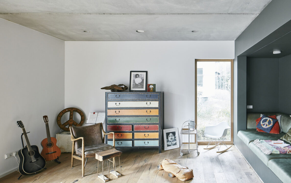 Black House / Henning Grahn Architektur + Marc Flick – Architekt Bda + Christian Stock 4 Black & white house / henning grahn architektur + marc flick – architekt bda + christian stock
