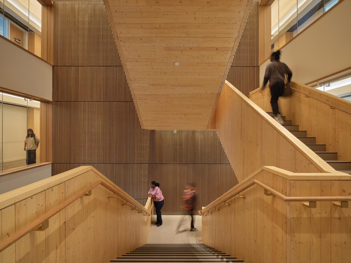 Limberlost Place / Moriyama Teshima Architects + Acton Ostry Architects 8 Limberlost place / moriyama teshima architects + acton ostry architects