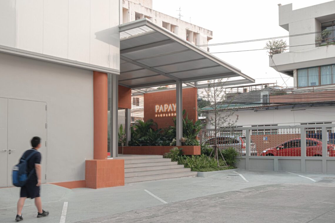 Papaya Pickleball Club / Kanitarchitects 25 Papaya pickleball club / kanitarchitects