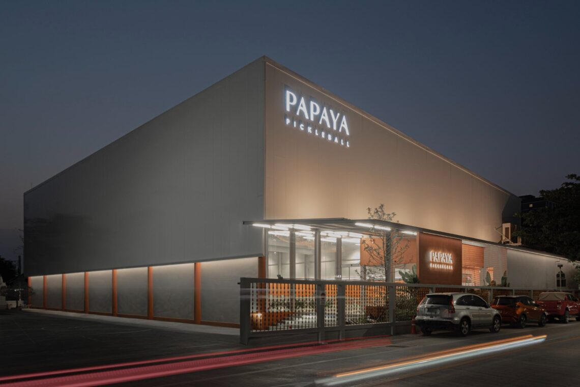 Papaya Pickleball Club / Kanitarchitects 55 Papaya pickleball club / kanitarchitects